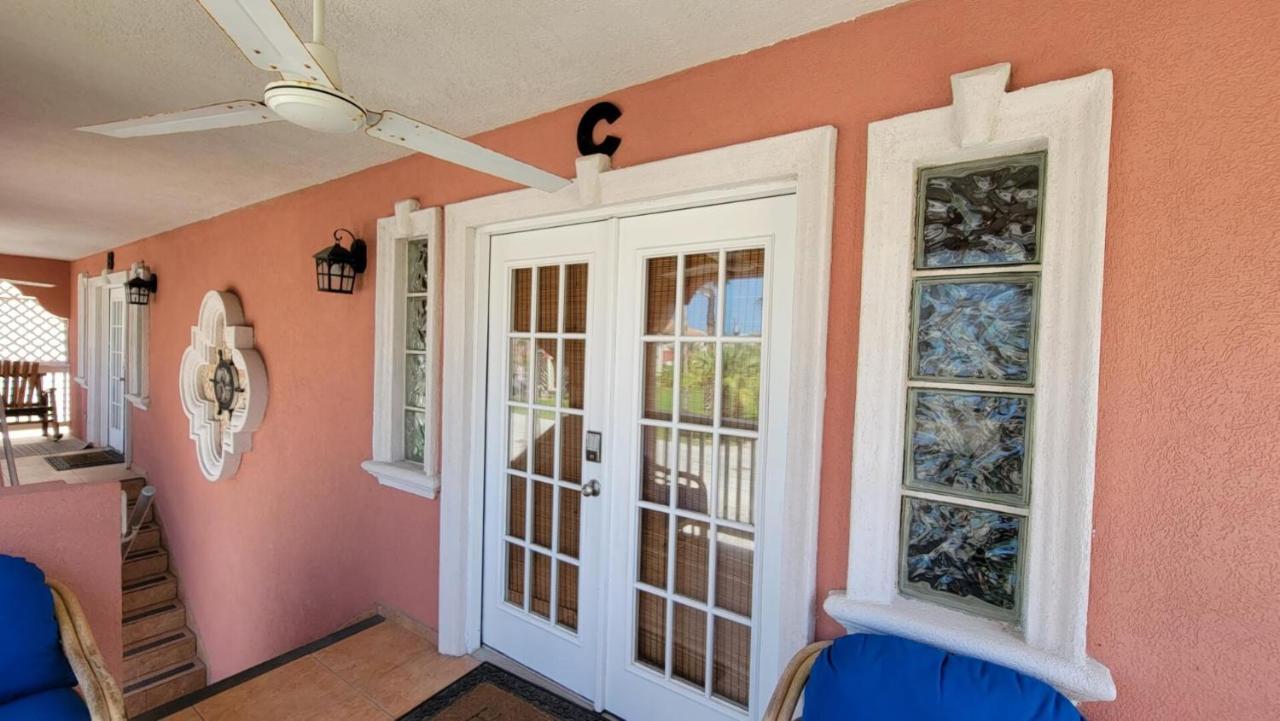 Cozy 2 Bedroom With Big Pool - Campeche Triplex Unit C Home South Padre Island Eksteriør bilde