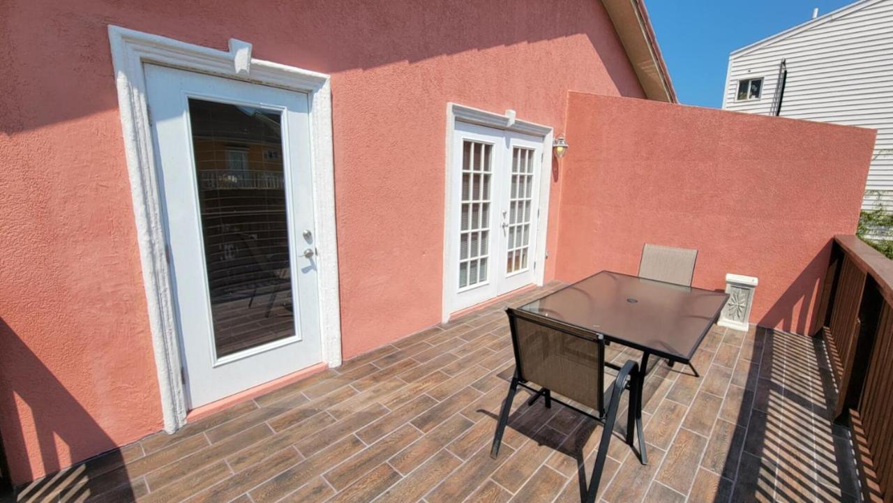 Cozy 2 Bedroom With Big Pool - Campeche Triplex Unit C Home South Padre Island Eksteriør bilde